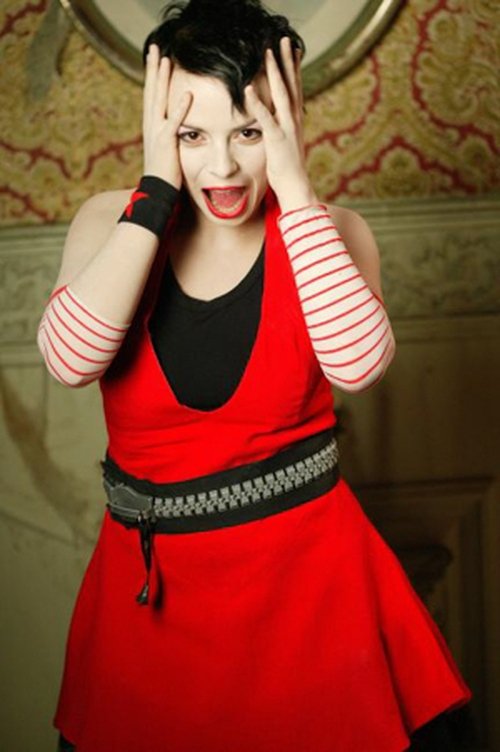 Priske Dehandschutter as Trol Lili (stem)