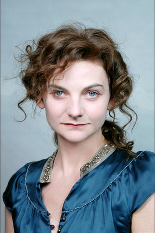 Donatella Bartoli as Greta Lamar