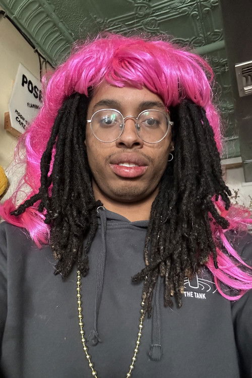 Philip Thompson as Phil