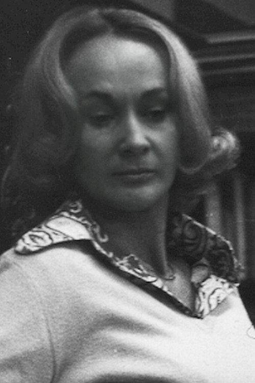 Jadwiga Siennicka as matka Ali