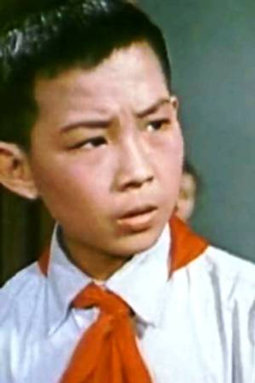 Zhongtao Hu as Young producer