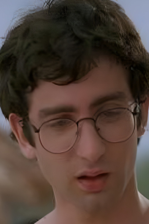 Manny Jacobs as Raymond