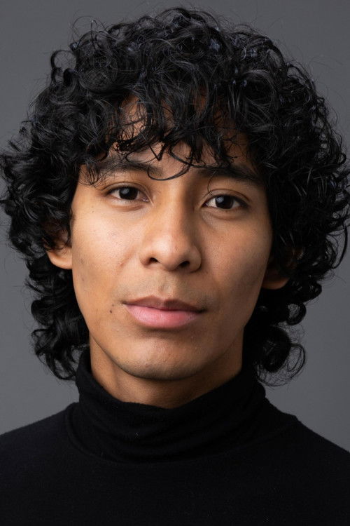 Ángel Abundis as Lázaro