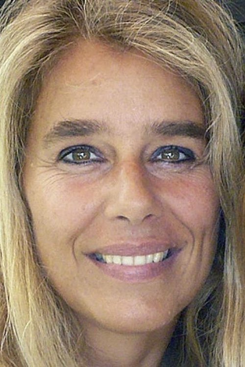 Vana Karamaounas as Maro