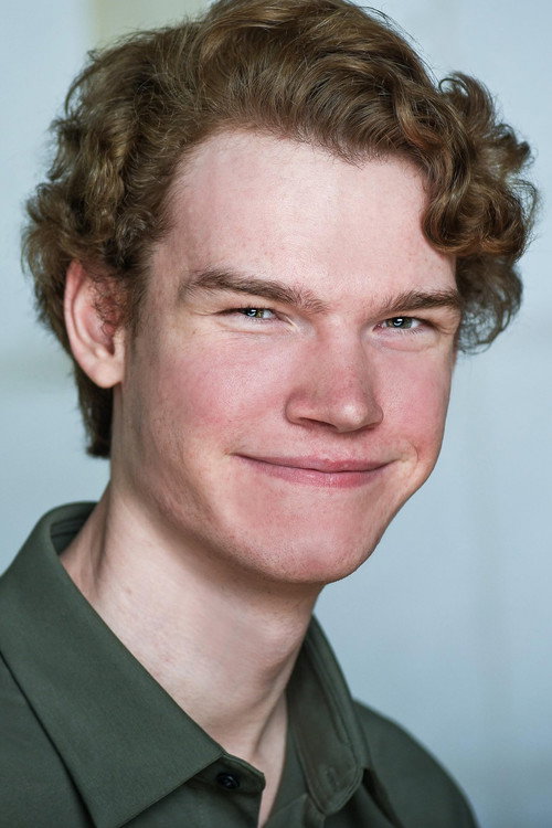 Aidan Naworynski as Paul