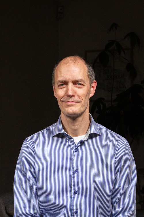 Tommy Taraldsvik as Far