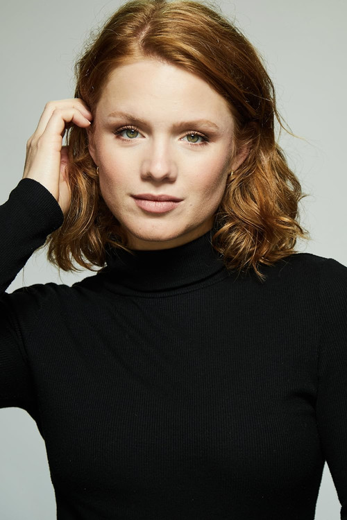 Scarlet Hunter as Jodi Larsen