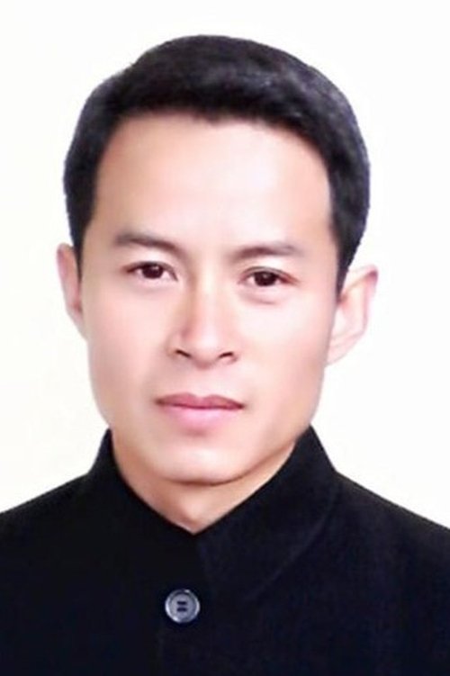 Ge Xingjia as Police Officer