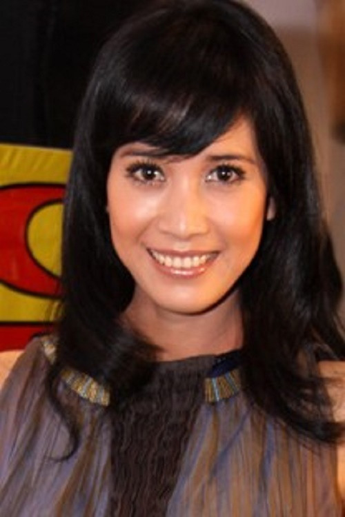 Fanny Fabriana as Amanda