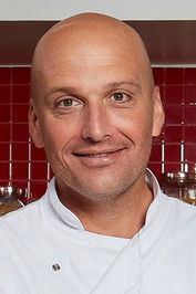 Giuseppe Gerundino as Self - Judge