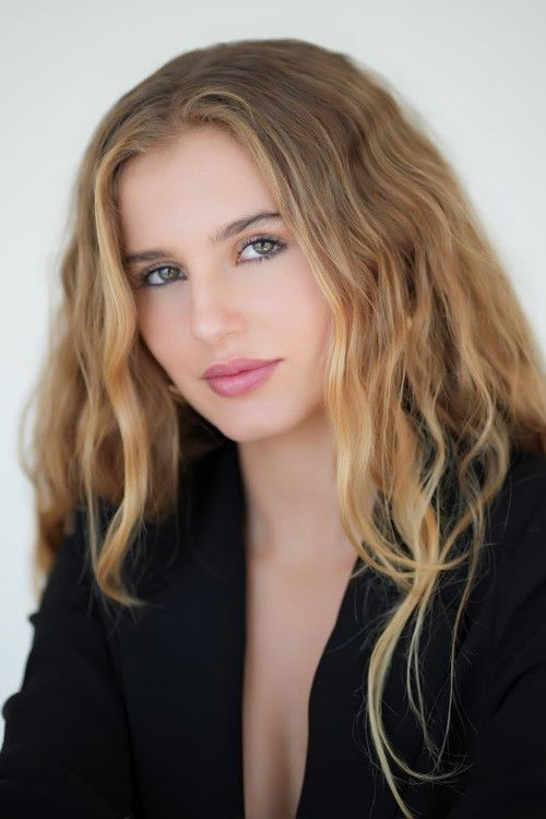 Camy Ribau as Dani