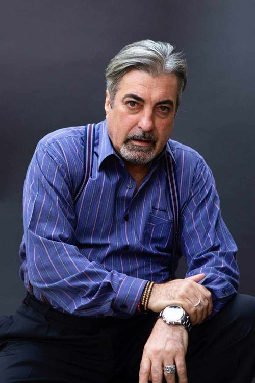 Alessio Sardelli as Sig. Gaeta