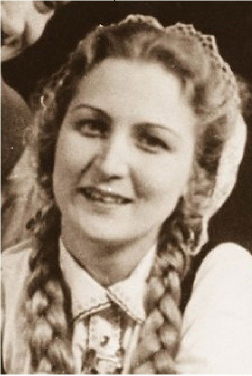 Irma Graudiņa as The socialite