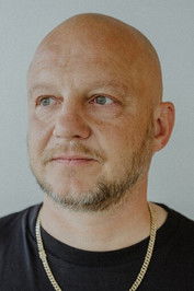 Søren Schou as 