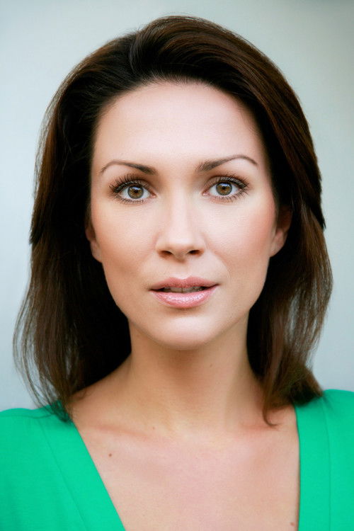 Kristen Ross as Annabelle Hathaway