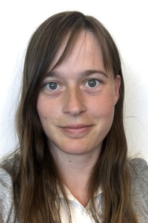 Majken Blaess Møgelbjerg as Sascha