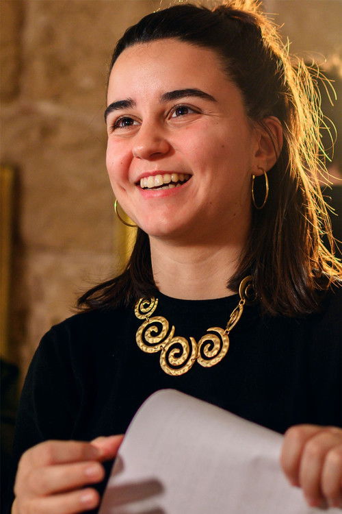 Caterina Llabrés Massanet as Entrevistadora