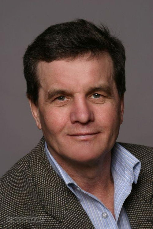 Vladimir Shikhov as Анатолий Чуйков, разведчик, рядовой Красной армии