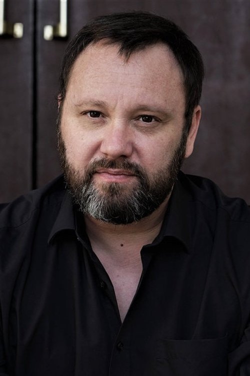 Laurent Ferraro as Eric