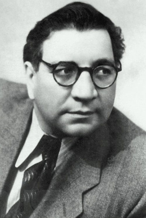 Vitali Politseymako as Shandybovich