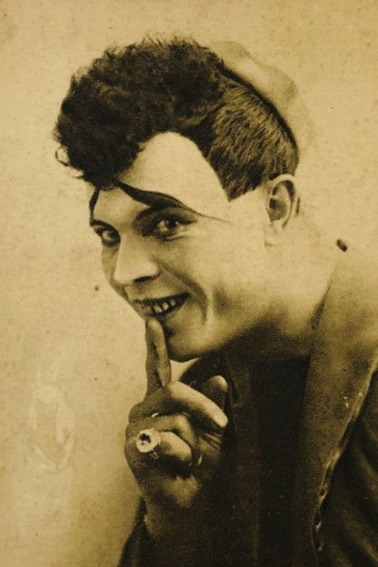 Vitaliy Lazarenko as Little devil