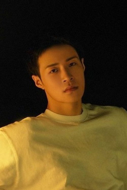 Jeremiah Li as 警察乙