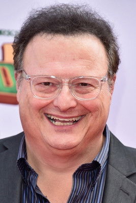Wayne Knight as Andrew Batten