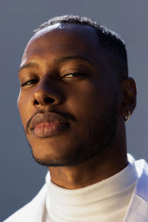 Dan Ferreira as Dante