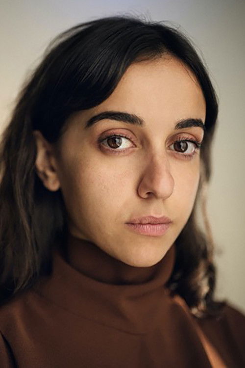 Naomi Asa as Beatrice