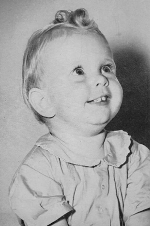 Baby Sandy as Baby Sandy