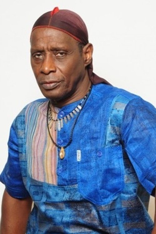 Sidiki Bakaba as Le curé