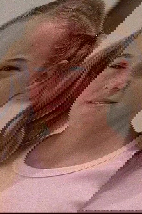 Elizabeth Hoy profile photo