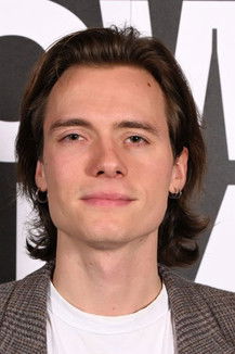 Joe Maskall as Hunter