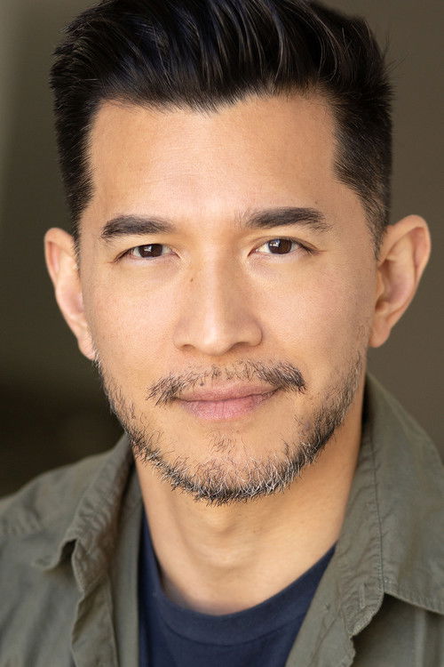 Michael Sasaki as Ron
