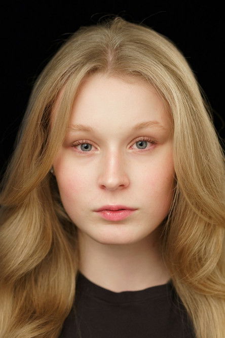 Tatyana Mezhentseva as Аня