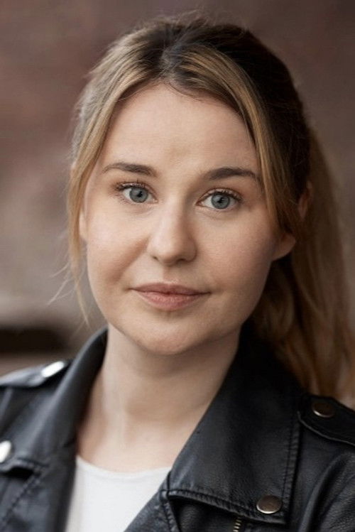Ashleigh Cordery as Lilly