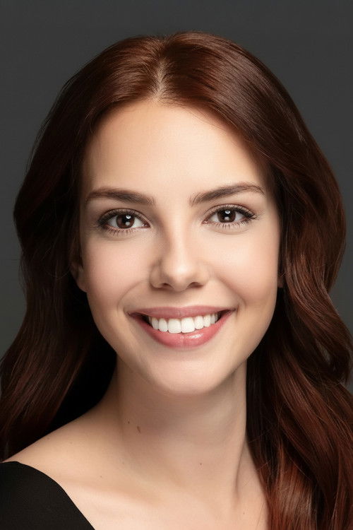 Selen Soyder as Zeynep