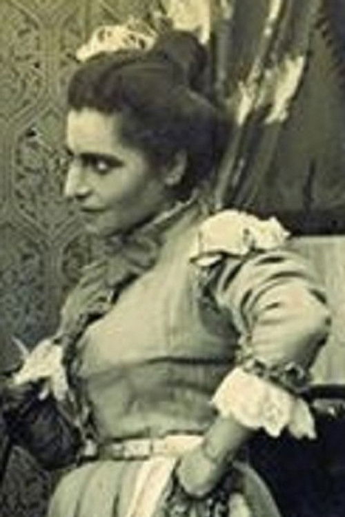 Babo Rostomashvili as Natalia