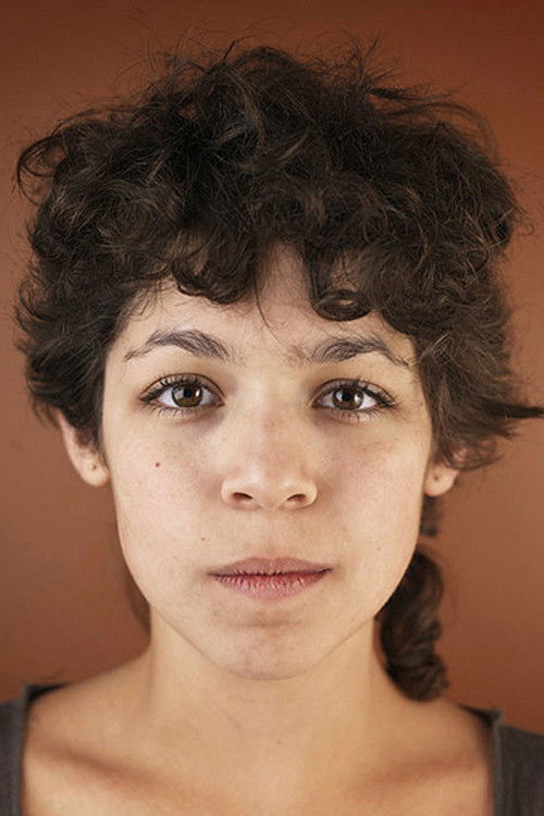 María Deschamps as Sonia