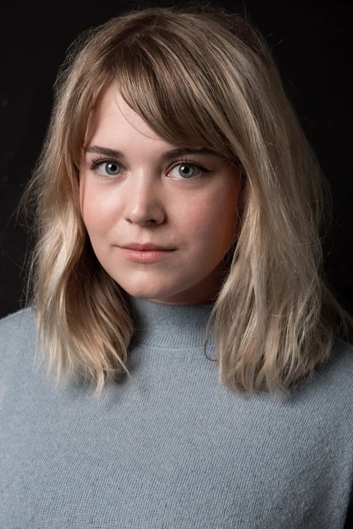 Roos Dickmann as Sacha