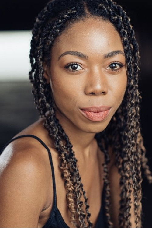 Victoria Allen as Donna