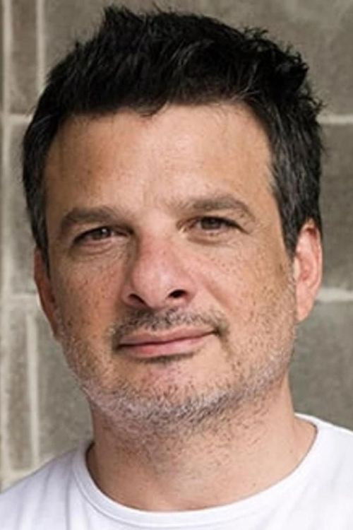 José Pedro Goulart as 