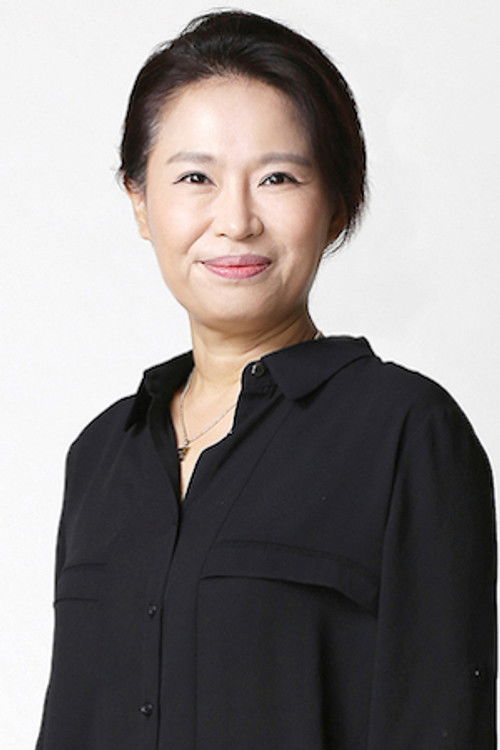 Park Eun-young as Byeong-tae's mother