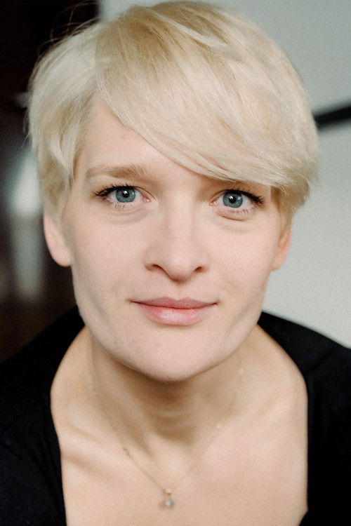 Giedrė Giedraitytė as Zinaida