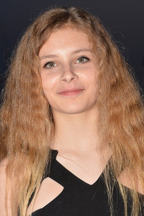 Beatrice Mancini as Livia