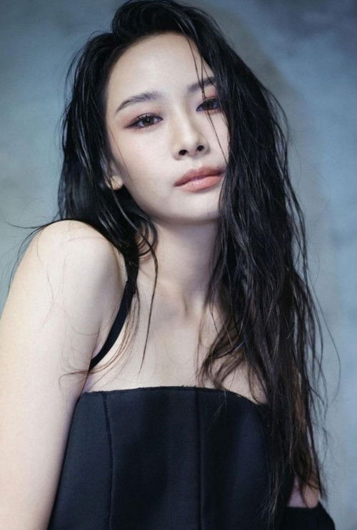 Chayanit Chansangavej as 