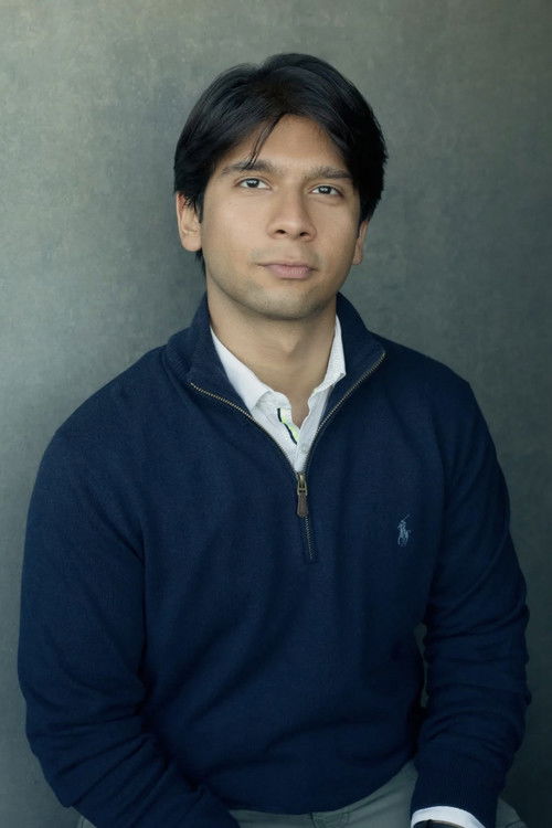 Vaibhav Sharma as Prisoner