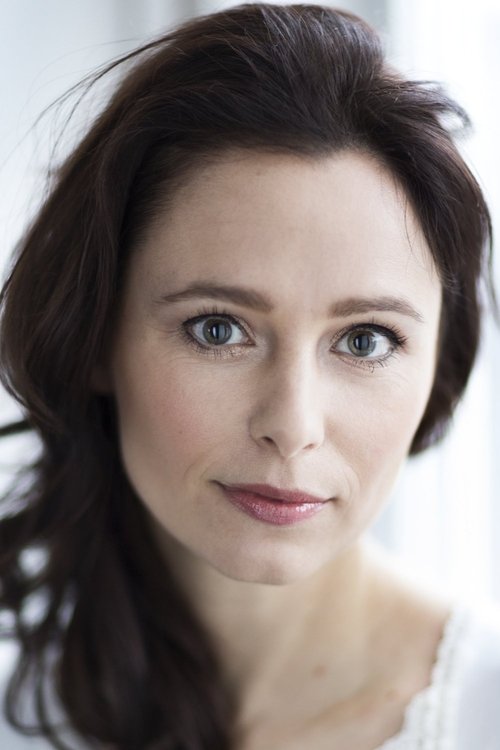 Lykke Sand Michelsen as Sofie