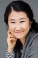 Lee Sae-ro-mi as Teacher