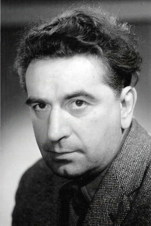 Viktor Ivanov as Sci-fi film director